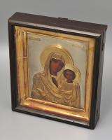 Икона Богоматери «Казанская» в серебряном окладе и киоте, Москва, нач. 20 в.